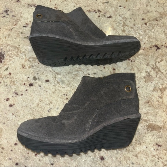 Fly London Shoes - Fly London Ankle Boots Sz 39